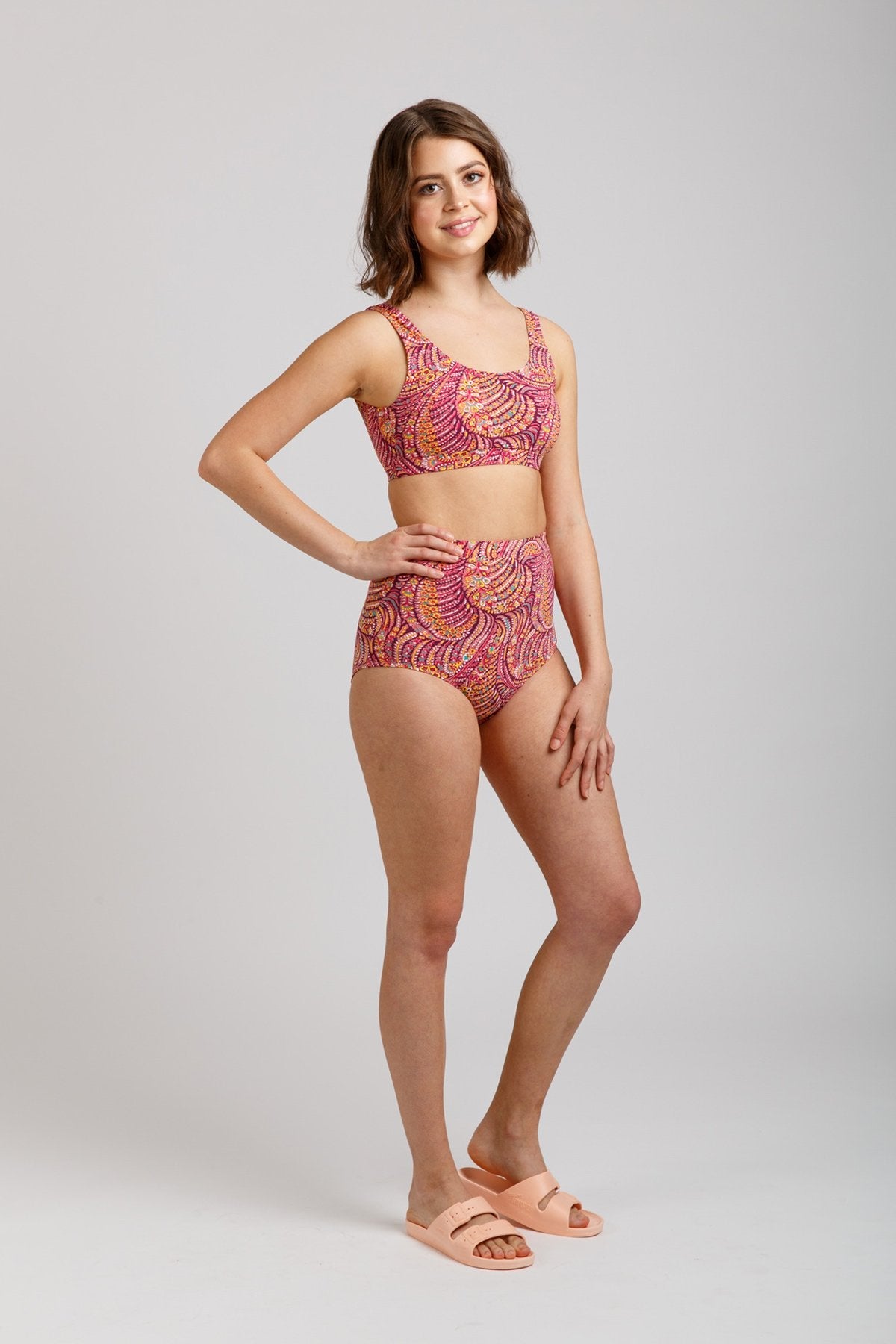 Cottesloe Swimsuit - Megan Nielsen Patterns - Sewing Pattern - Simplifi Fabric