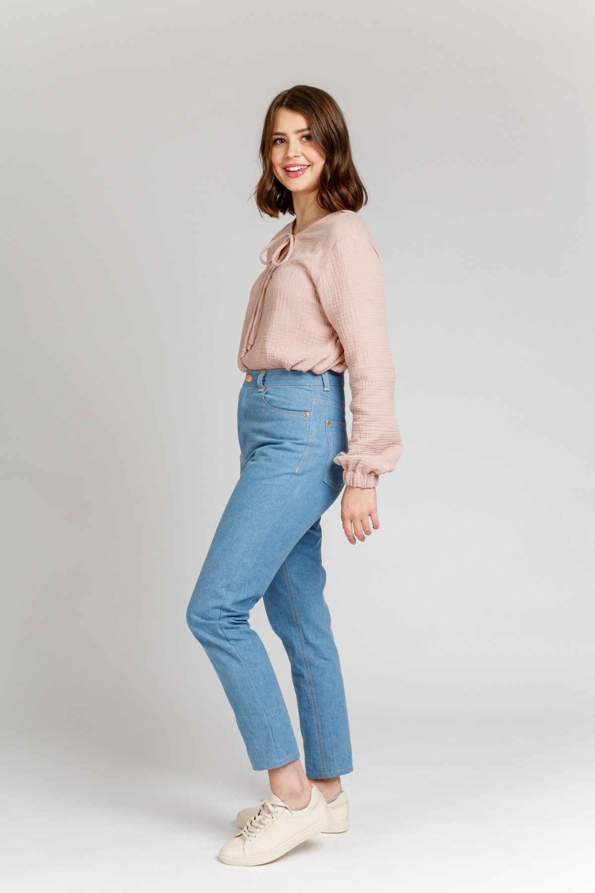 Dawn Jeans (4 in 1!) - Megan Nielsen Patterns - Sewing Pattern - Simplifi Fabric