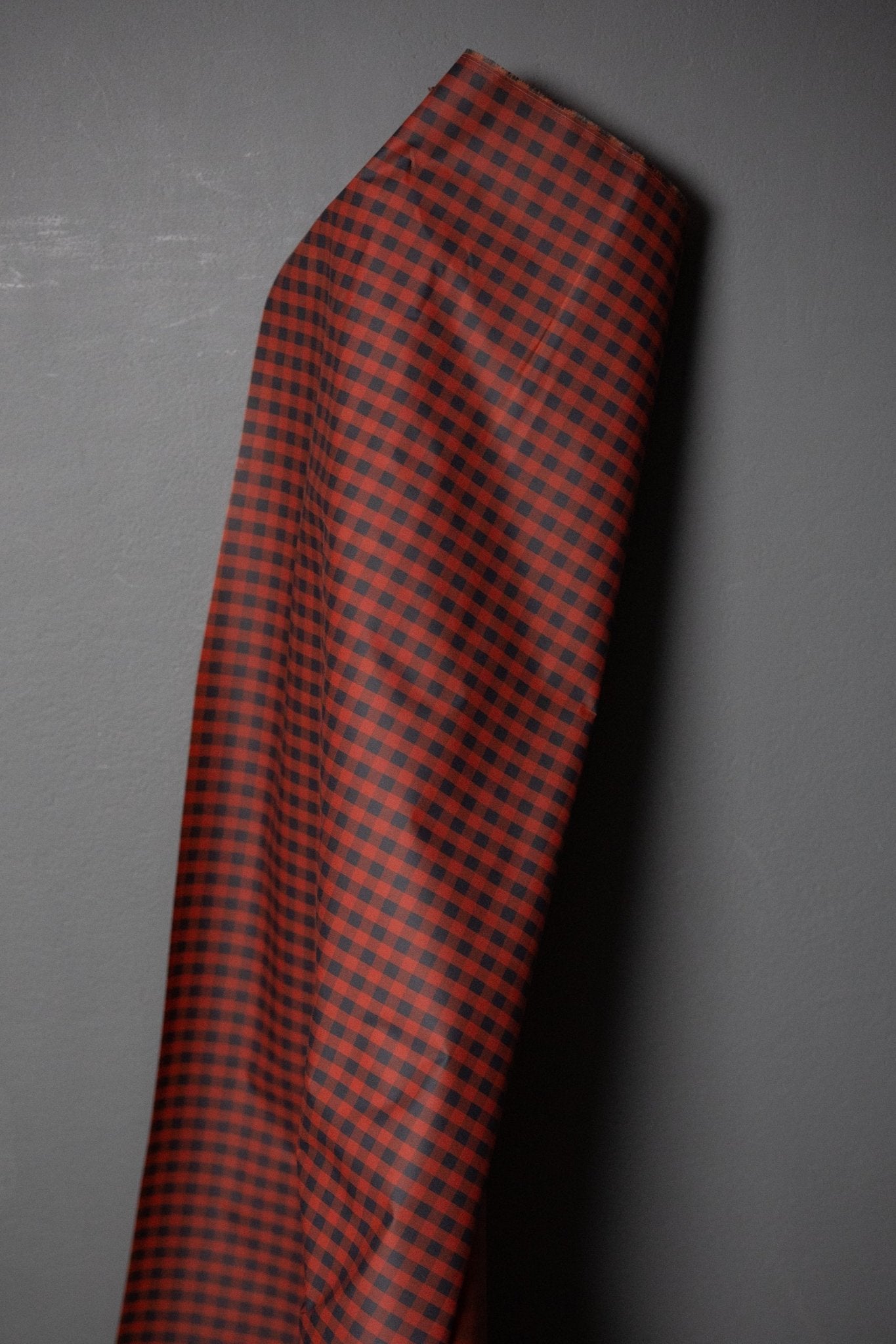 Gingham British Organic Cotton Traditional Oilskin - Founding Red - Merchant & Mills - Simplifi Fabric