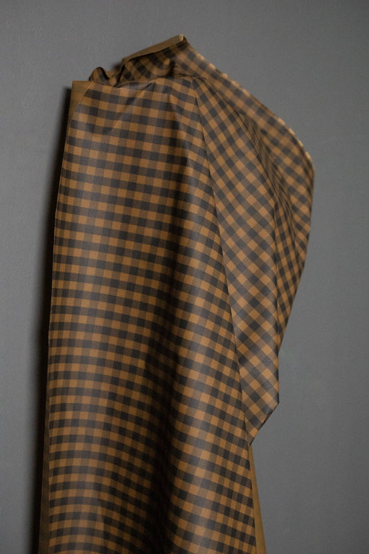 Gingham British Organic Cotton Traditional Oilskin - Ginger Biscuit - Merchant & Mills - Simplifi Fabric