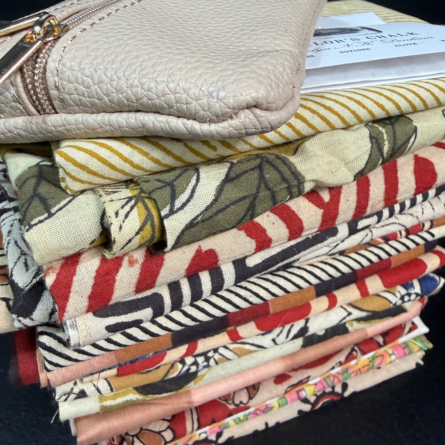 SALE BOX 819S - Simplifi Fabric