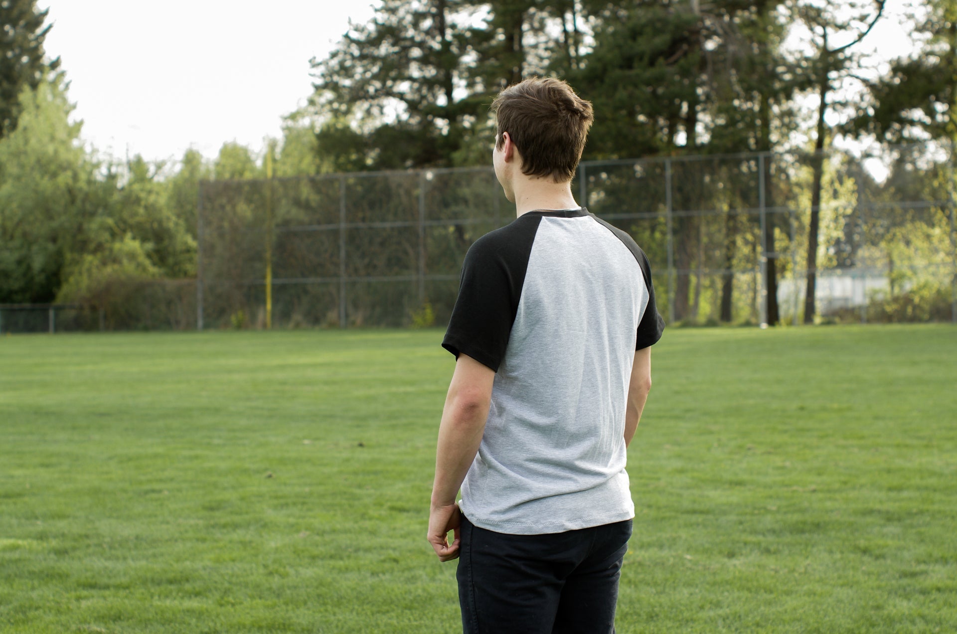 Sayward Raglan Mens PDF Sewing Pattern - Thread Theory - Simplifi Fabric