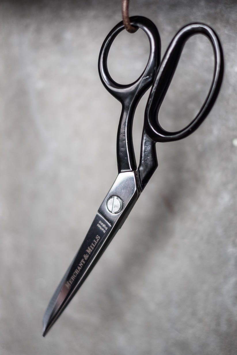 Tailor's 10" Scissors - Merchant & Mills - Simplifi Fabric