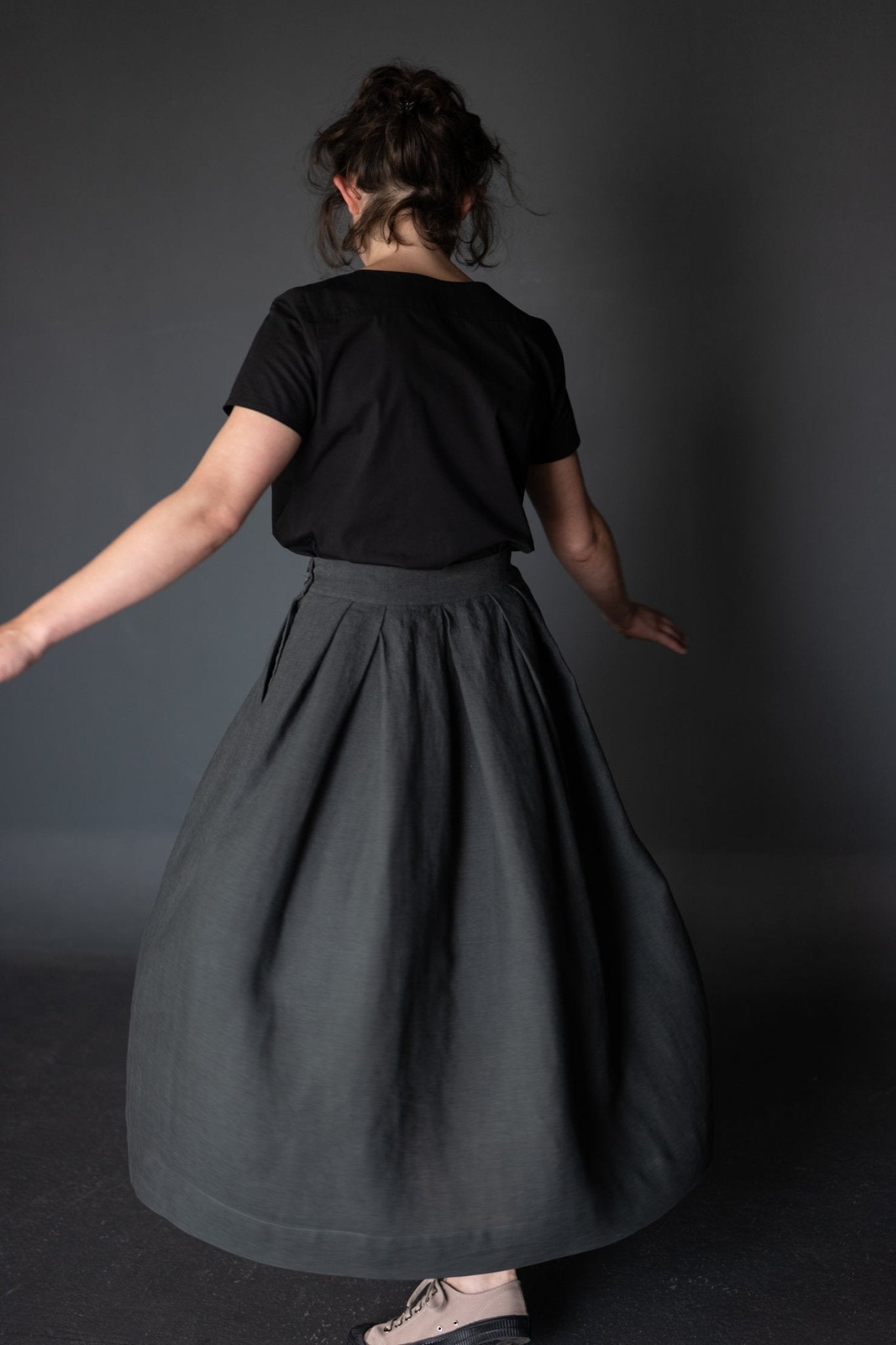 The Shepherd (Pleated A - Line Skirt) Womens PDF Pattern - Merchant & Mills - Simplifi Fabric