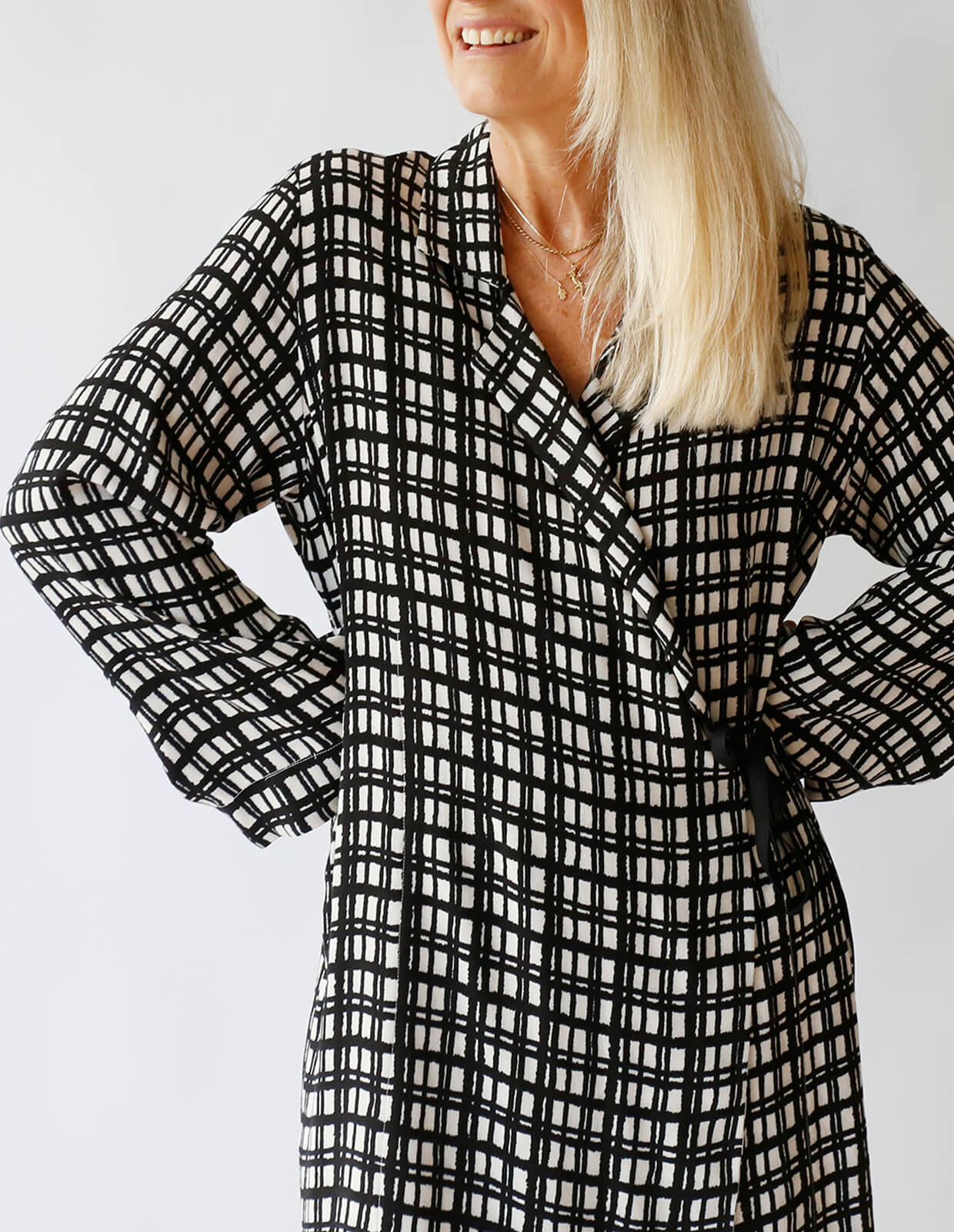 The Woven Wrap Dress - PDF Pattern - The Makers Atelier - Simplifi Fabric