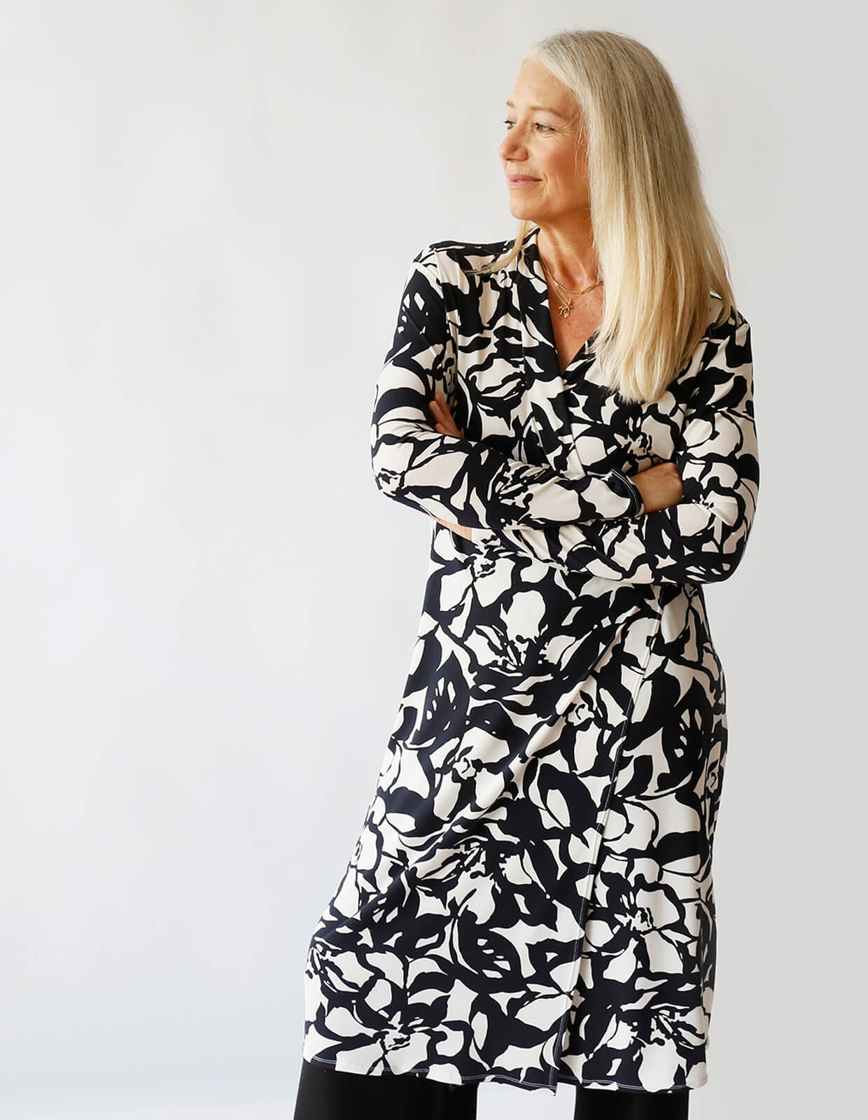 The Wrap Dress - PDF Pattern - The Makers Atelier - Simplifi Fabric