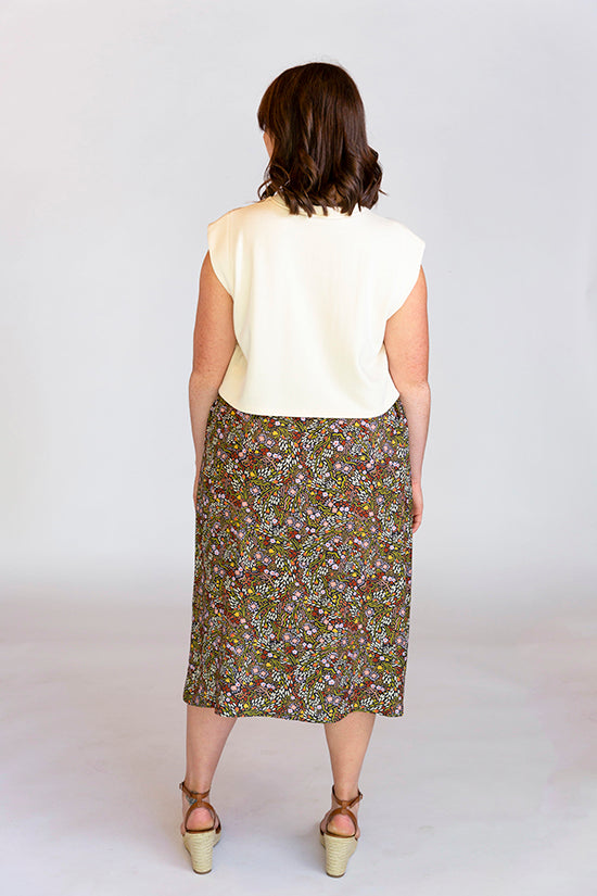 Evelyn High Waist Skirt Pattern - Chalk + Notch