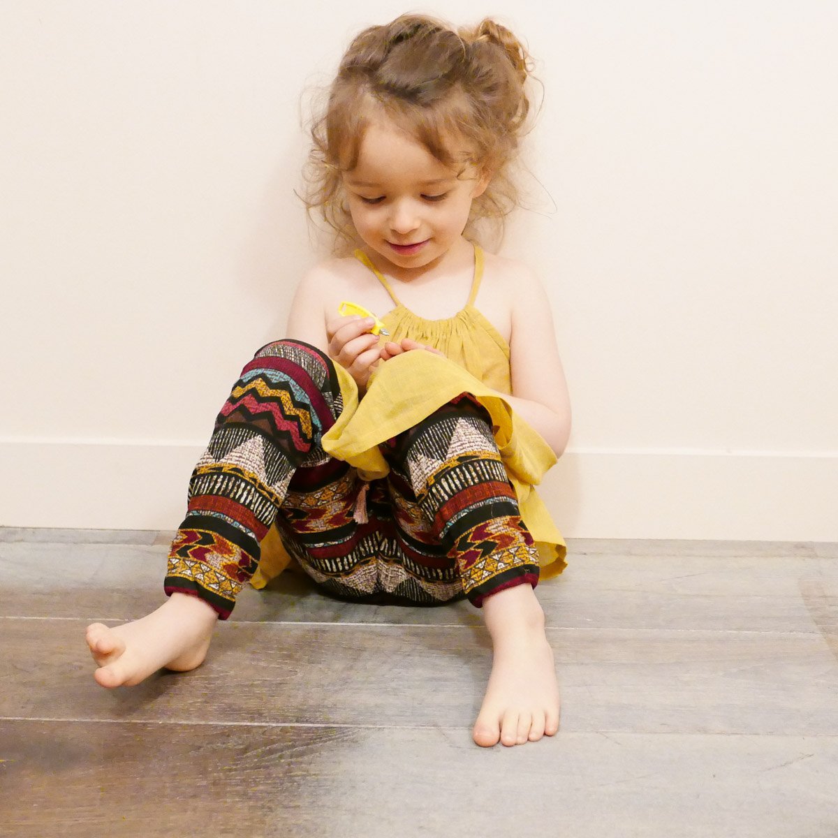 Dakar Pants or Shorts Sewing Pattern- Girl 3/12Y - Ikatee