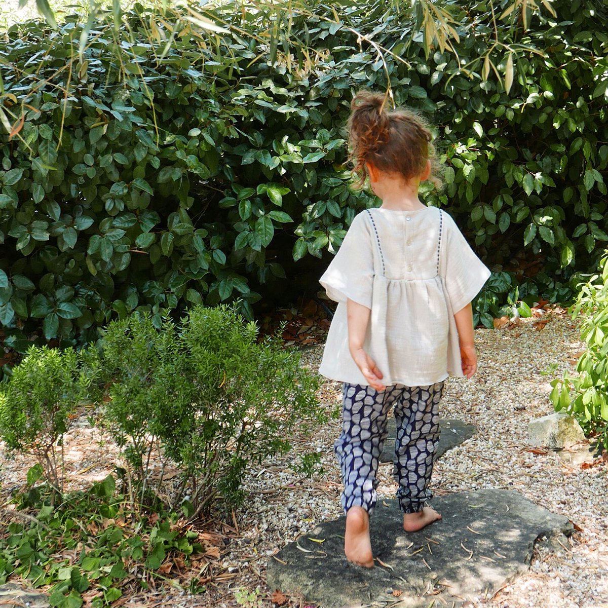 Dakar Pants or Shorts Sewing Pattern- Girl 3/12Y - Ikatee